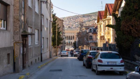 Beautiful Duplex in Heart of Old Town - Free Parking